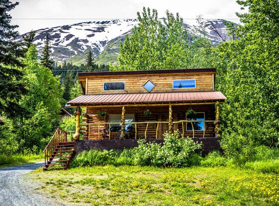 Midnight Sun Log Cabins allows check-in for 18 year-old guests