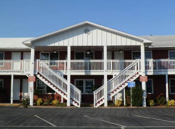 The Burgundy Inn allows check-in for 18 year-old guests