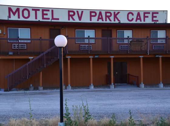 Wells Chinatown allows check-in for 18 year-old guests