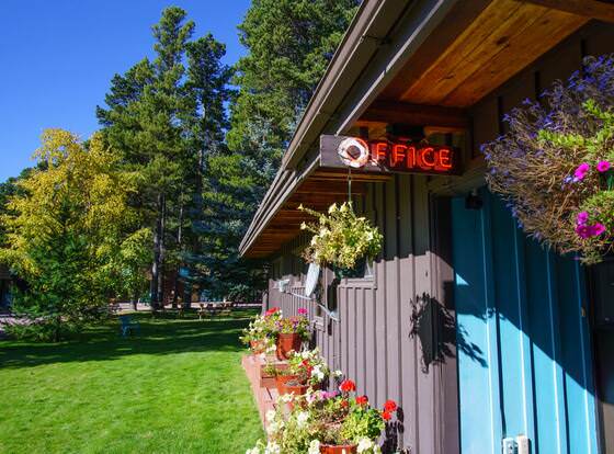 Mountain Pine Motel allows check-in for 18 year-old guests