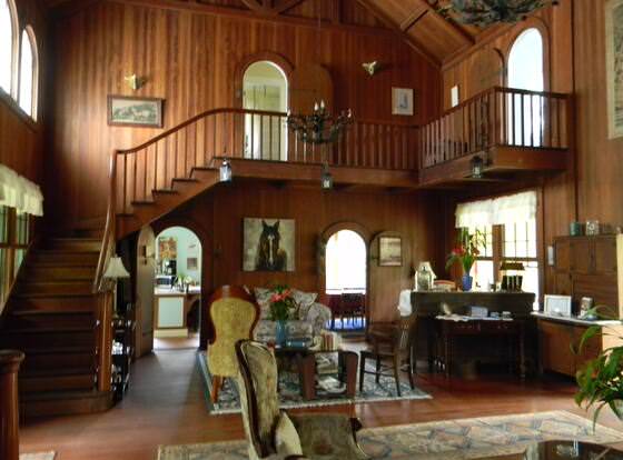 Maureen's Bed & Breakfast allows check-in for 18 year-old guests