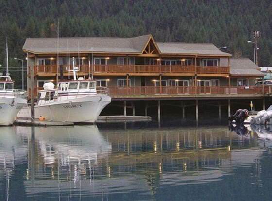 Safari Lodge allows check-in for 18 year-old guests