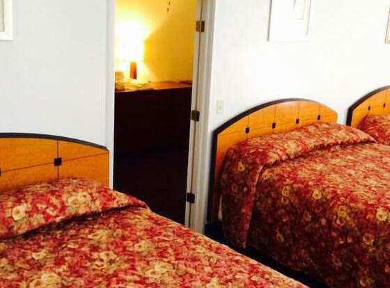 American Suites El Dorado allows check-in for 18 year-old guests