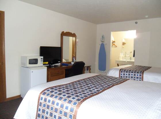 Der Ruhe Blatz Motel allows check-in for 18 year-old guests