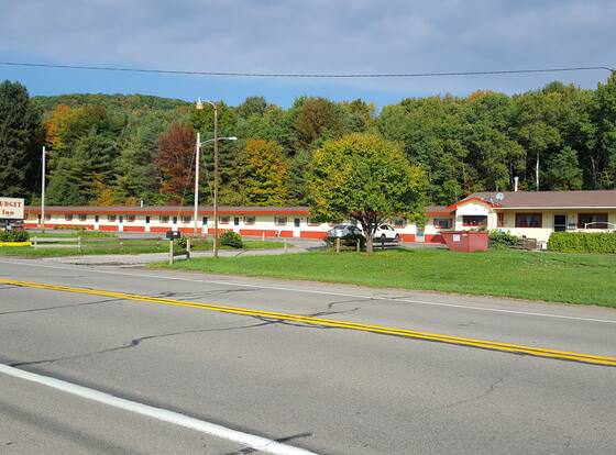 Budget Inn allows check-in for 18 year-old guests