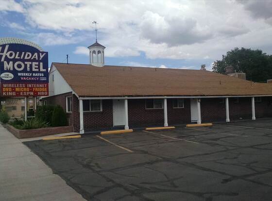 Holiday Motel allows check-in for 18 year-old guests