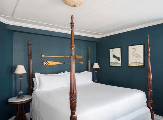 Periwinkle Inn allows check-in for 18 year-old guests