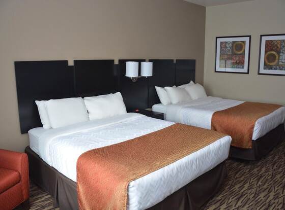 Roosevelt Inn and Suites allows check-in for 18 year-old guests