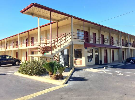 Budget Inn allows check-in for 18 year-old guests