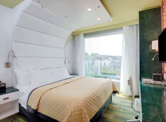 Wyndham Garden Brooklyn Sunset Park allows check-in for 18 year-old guests