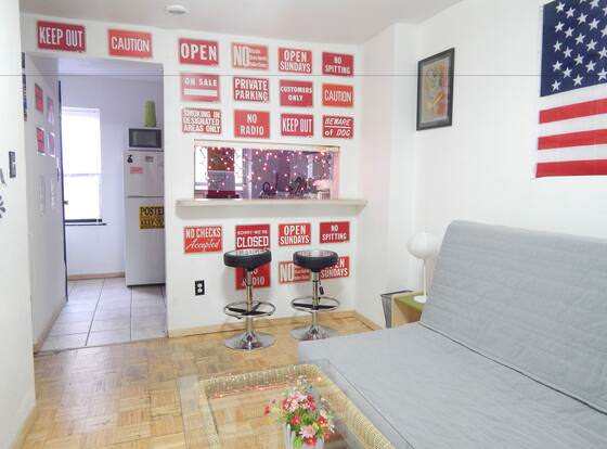 The Baxter House allows check-in for 18 year-old guests