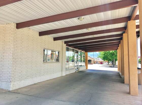 Appletree Inn allows check-in for 18 year-old guests