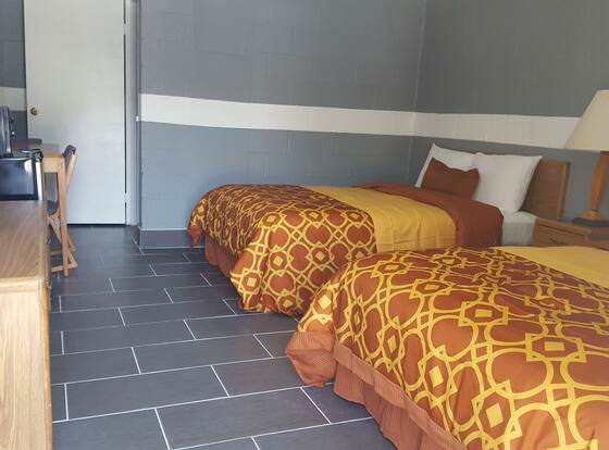 Royal Inn allows check-in for 18 year-old guests