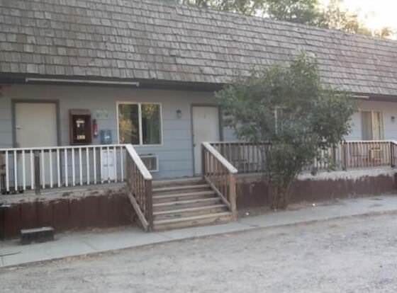 Hillside Inn allows check-in for 18 year-old guests