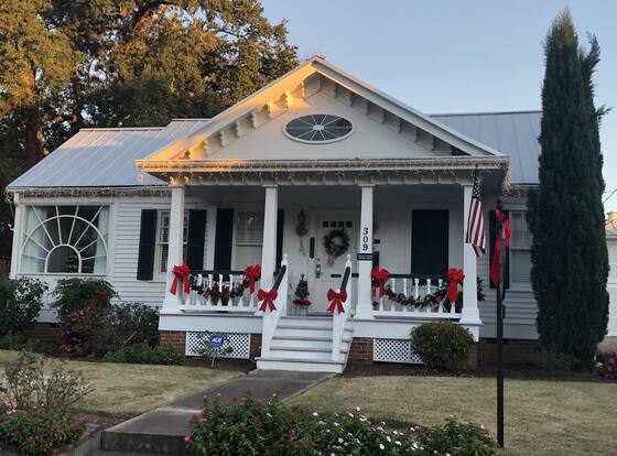 The Natchez Pearl allows check-in for 18 year-old guests