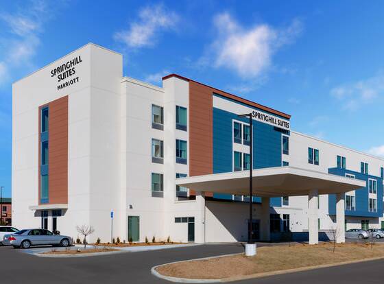 SpringHill Suites by Marriott Columbia allows check-in for 18 year-old guests