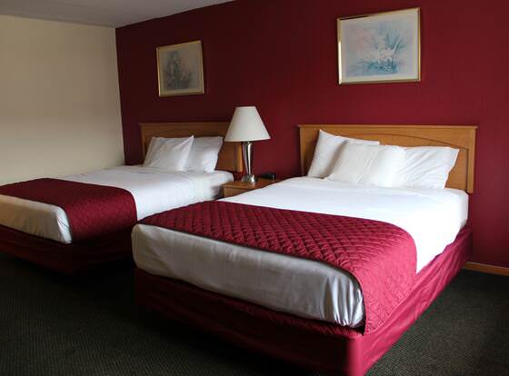 Flamingo Motel & Suites allows check-in for 18 year-old guests