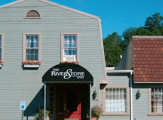 Riverstone Inn allows check-in for 18 year-old guests