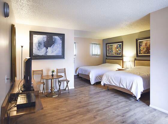 H & H Motor Lodge allows check-in for 18 year-old guests