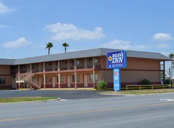 Deluxe Inn and Suites Weslaco allows check-in for 18 year-old guests