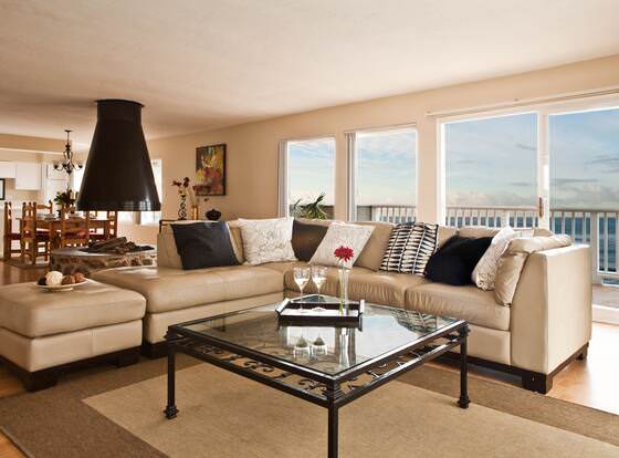 Beachwalk Villas allows check-in for 18 year-old guests