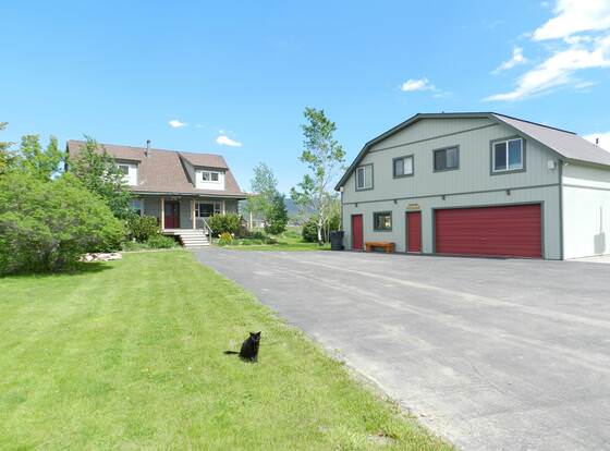 Kaspers Kountryside Inn allows check-in for 18 year-old guests