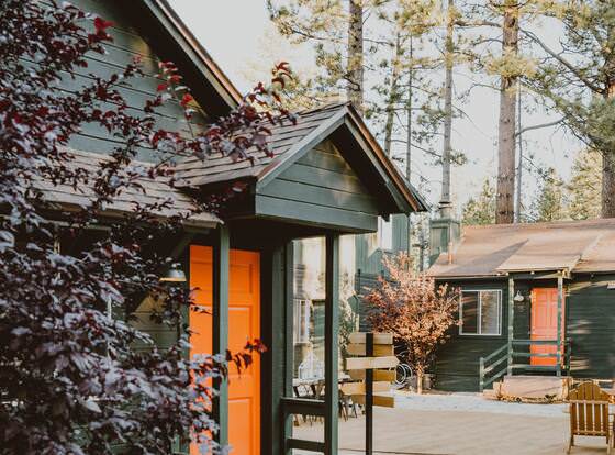 Noon Lodge at Mallard Bay allows check-in for 18 year-old guests