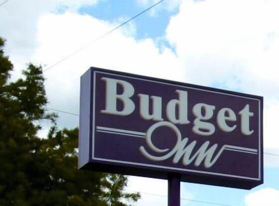 Budget Inn allows check-in for 18 year-old guests