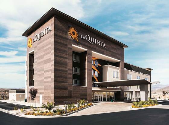 La Quinta Inn & Suites by Wyndham La Verkin-Gateway to Zion allows check-in for 18 year-old guests