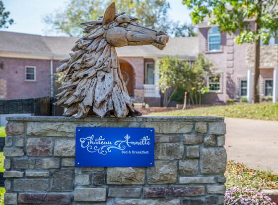 Chateau Annette allows check-in for 18 year-old guests