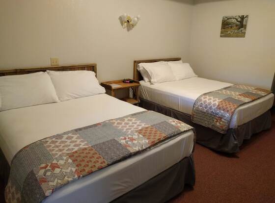 The BarnwooD Inn allows check-in for 18 year-old guests