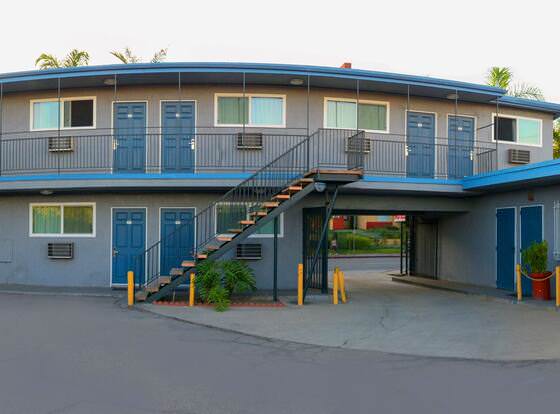 Comet Motel allows check-in for 18 year-old guests