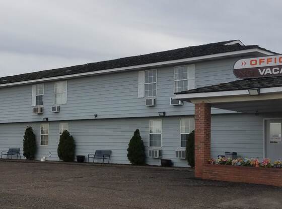 Amber Inn Motel allows check-in for 18 year-old guests