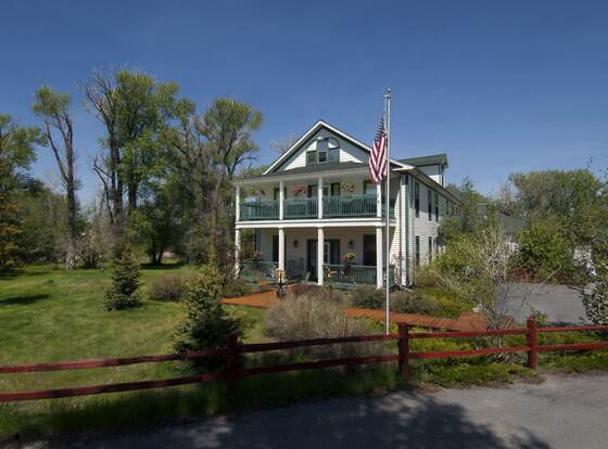 The Historic Elk Mountain Hotel allows check-in for 18 year-old guests