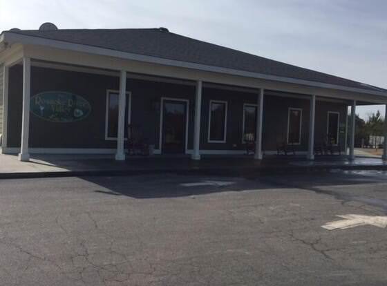 RV Resort At Carolina Crossroads allows check-in for 18 year-old guests