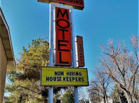 Thunderbird Motel allows check-in for 18 year-old guests