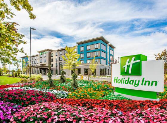 Holiday Inn Portland West - Hillsboro, an IHG Hotel allows check-in for 18 year-old guests