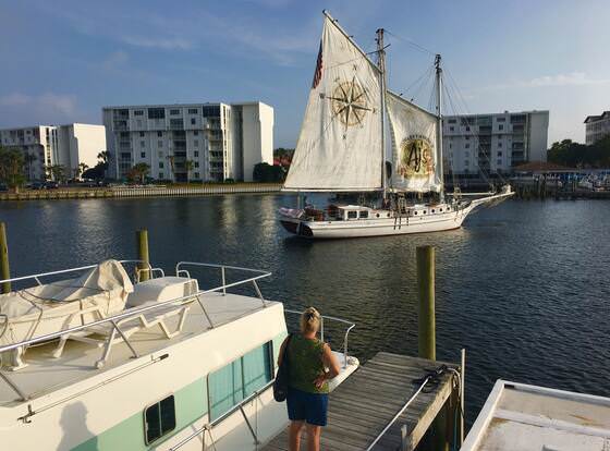 Emerald Coast Houseboat allows check-in for 18 year-old guests