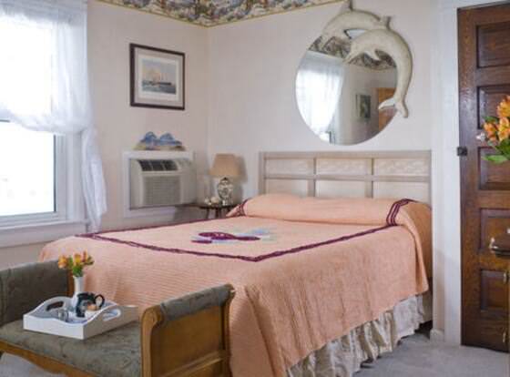 The Bayberry Inn allows check-in for 18 year-old guests