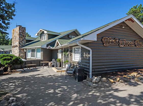 Black Forest Inn Bed & Breakfast allows check-in for 18 year-old guests