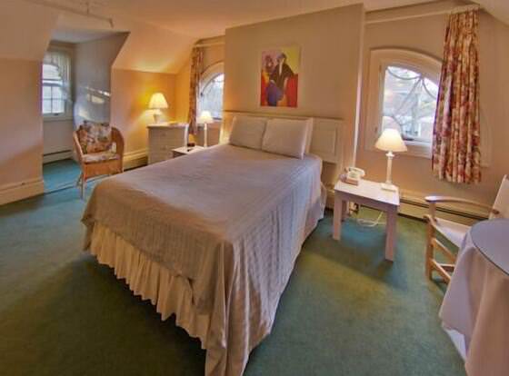 The Governor's Inn allows check-in for 18 year-old guests