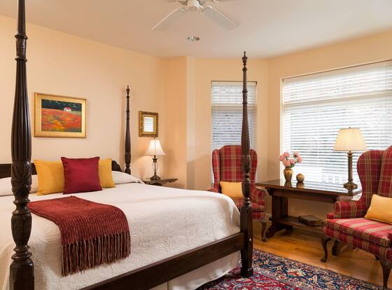 Woodley Park Guest House allows check-in for 18 year-old guests