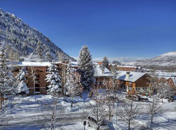 Alpenblick Townhomes allows check-in for 18 year-old guests