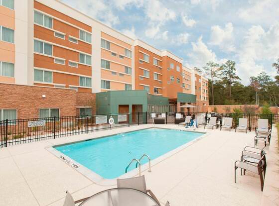 Courtyard by Marriott Houston Springwoods Village allows check-in for 18 year-old guests