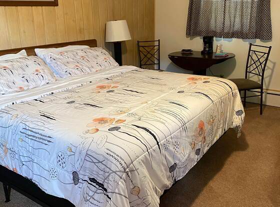 Royal Motel allows check-in for 18 year-old guests