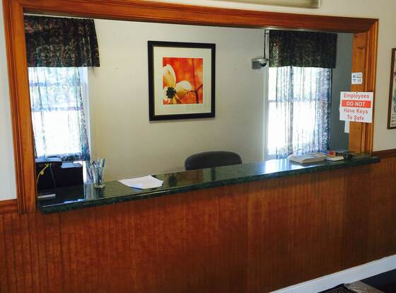 Haven Inn & Suites Helen allows check-in for 18 year-old guests