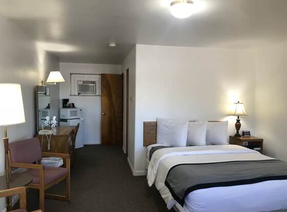 Sage Motel allows check-in for 18 year-old guests