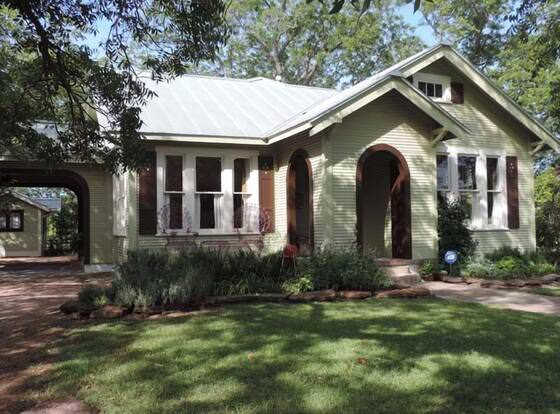 Belle Maison allows check-in for 18 year-old guests