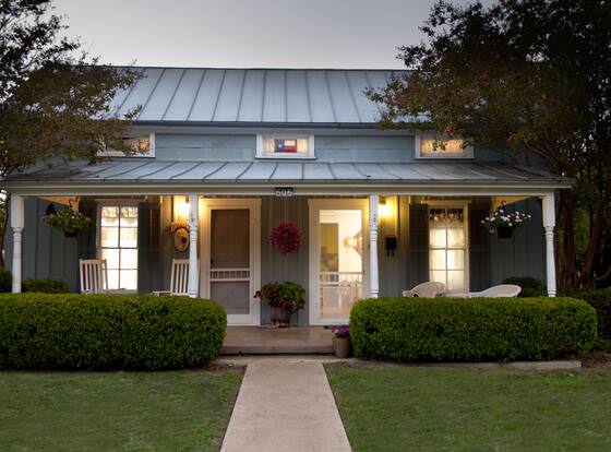 Blue Cottage allows check-in for 18 year-old guests