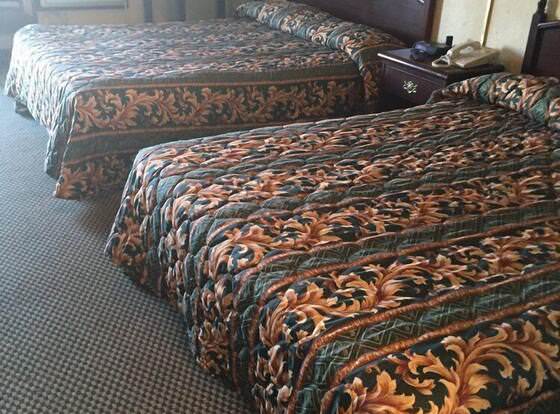 Economy Inn allows check-in for 18 year-old guests